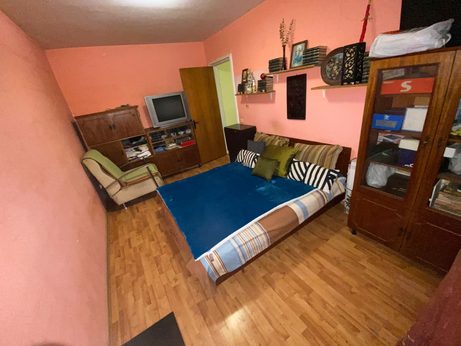 Berceni, str Covasna, 3 camere de vanzare