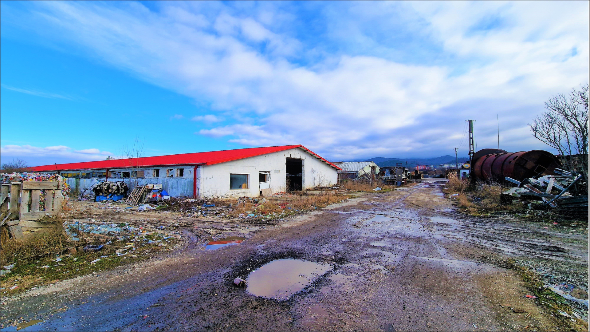 Hala industriala 2000 mp + teren 2776 mp | Rasnov – zona industriala Chimica